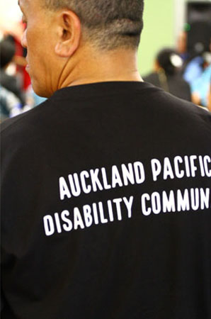 Man in Tofa Mamao t-shirt