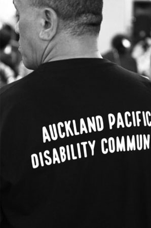 Man in Tofa Mamao t-shirt